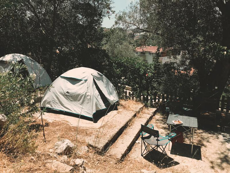 Quarter Camping Bungalows